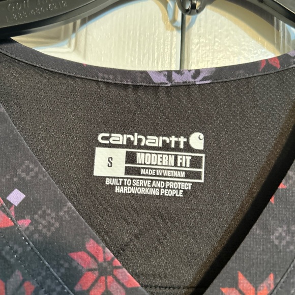 NWT Carhartt Force Women's Medical Scrub Top Size S Small Purple Black V-Neck - Picture 3 of 9
